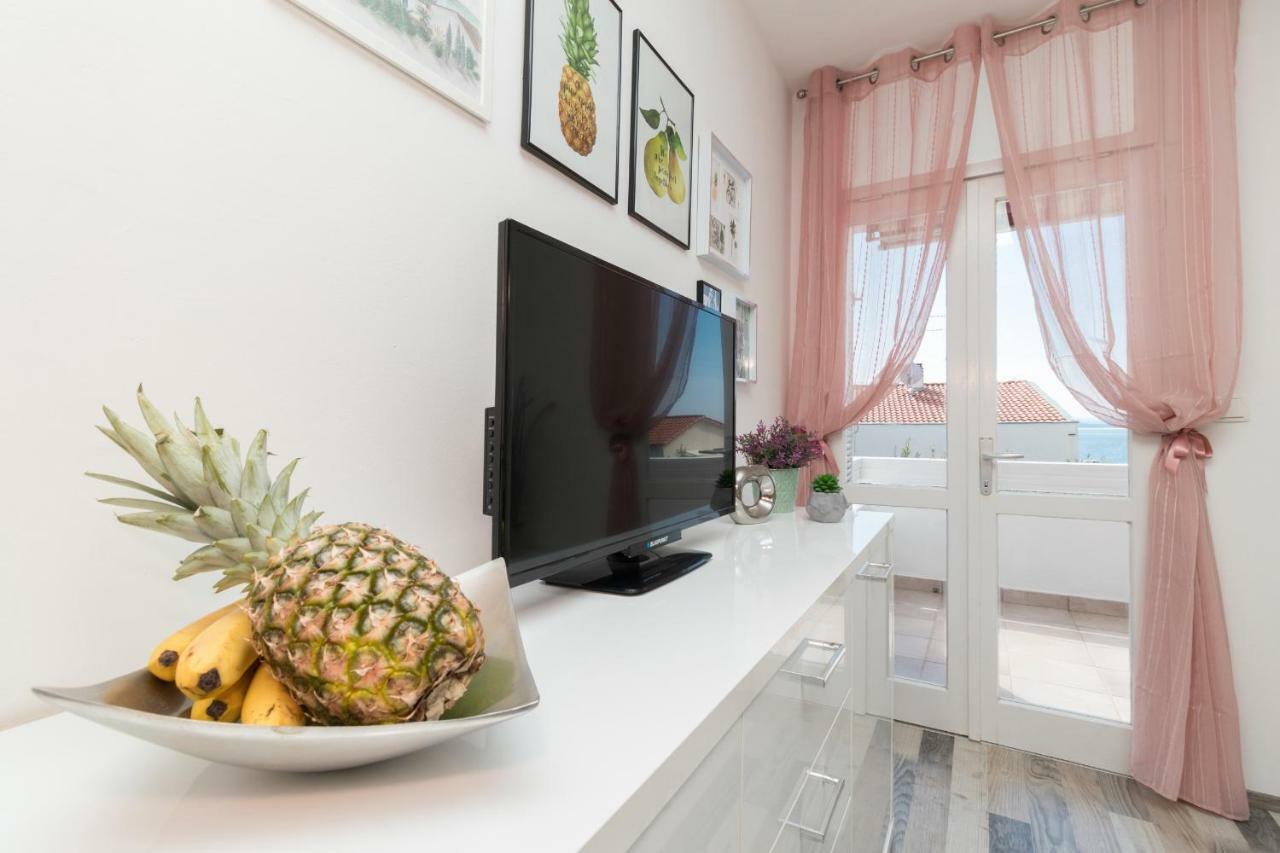 Apartman Roko Petrcane Exteriör bild