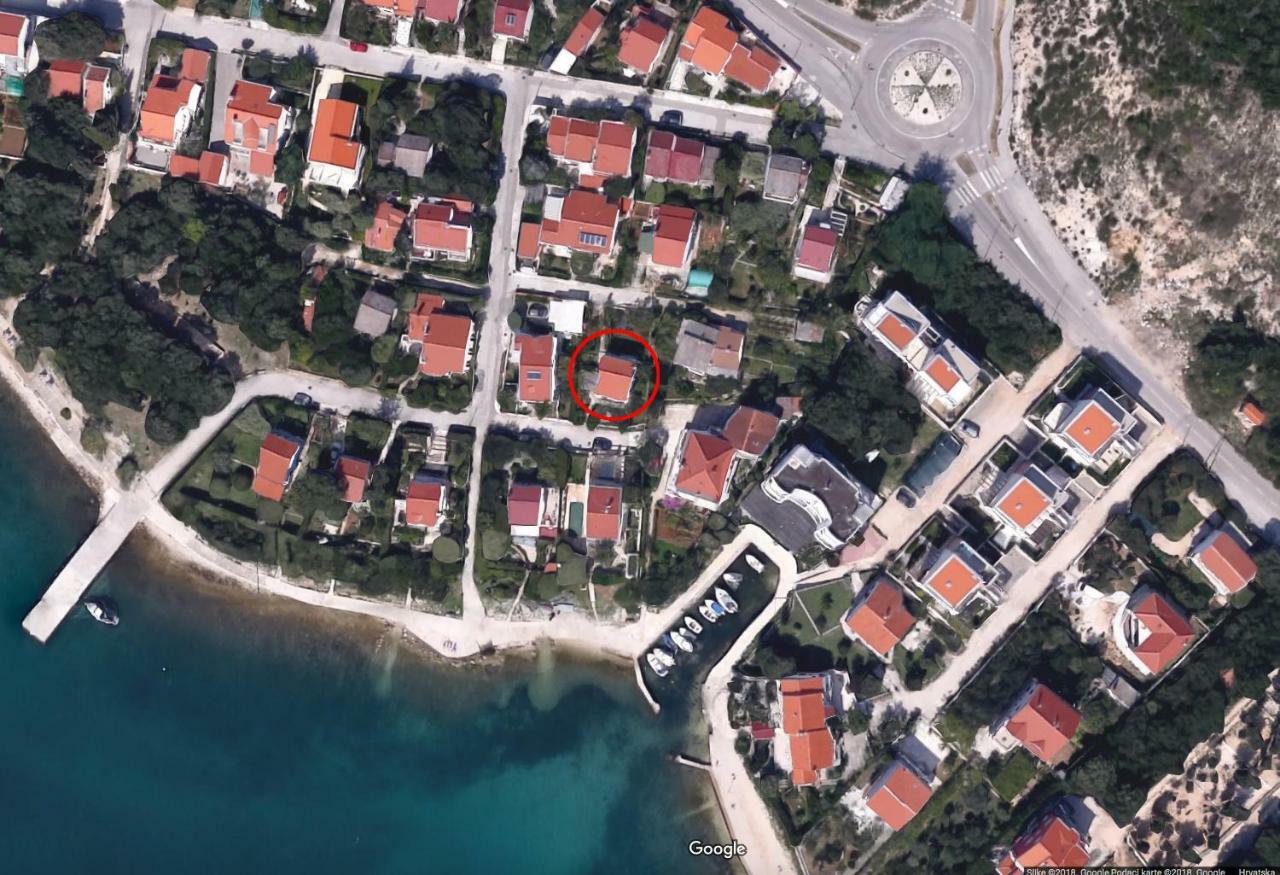 Apartman Roko Petrcane Exteriör bild